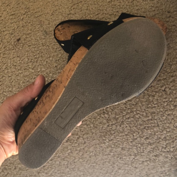 Shoes - Picture 2 of 2